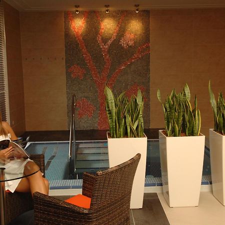Adameva Resort Piest'any Exterior foto